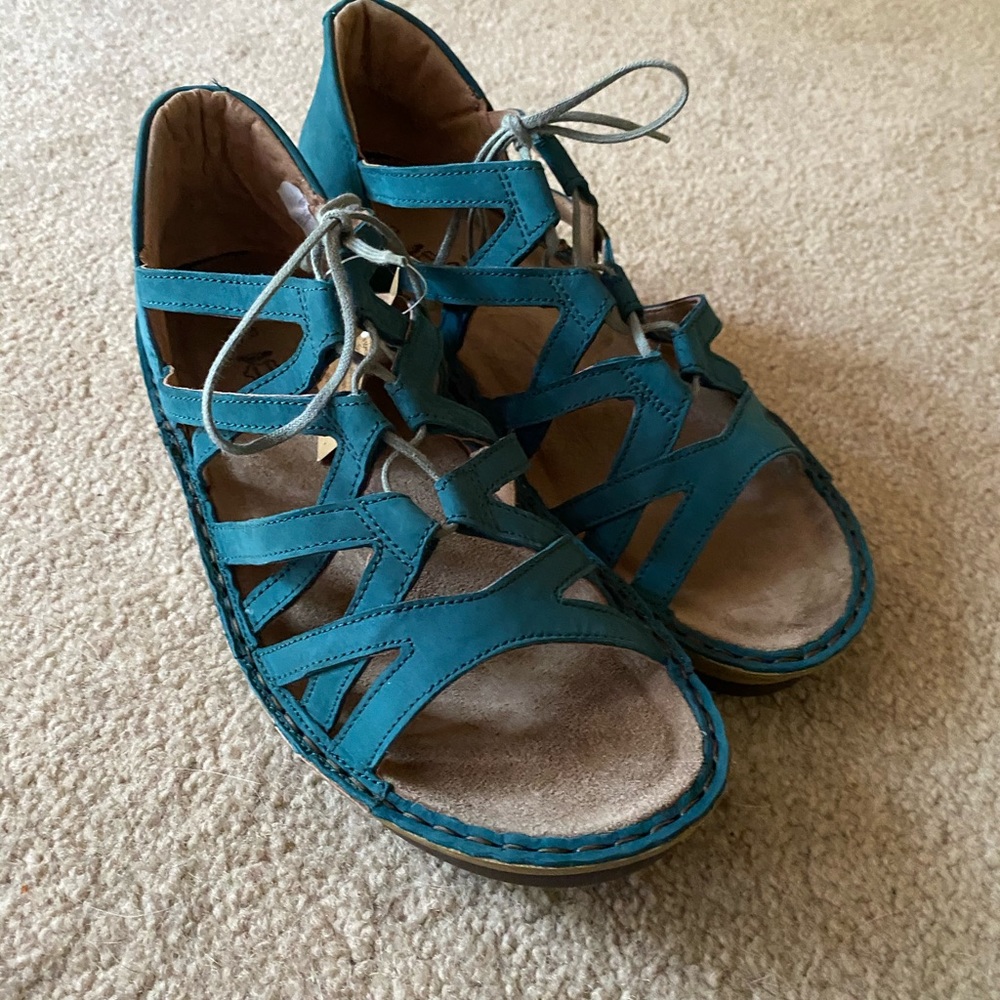 Naot Yarrow Sandal